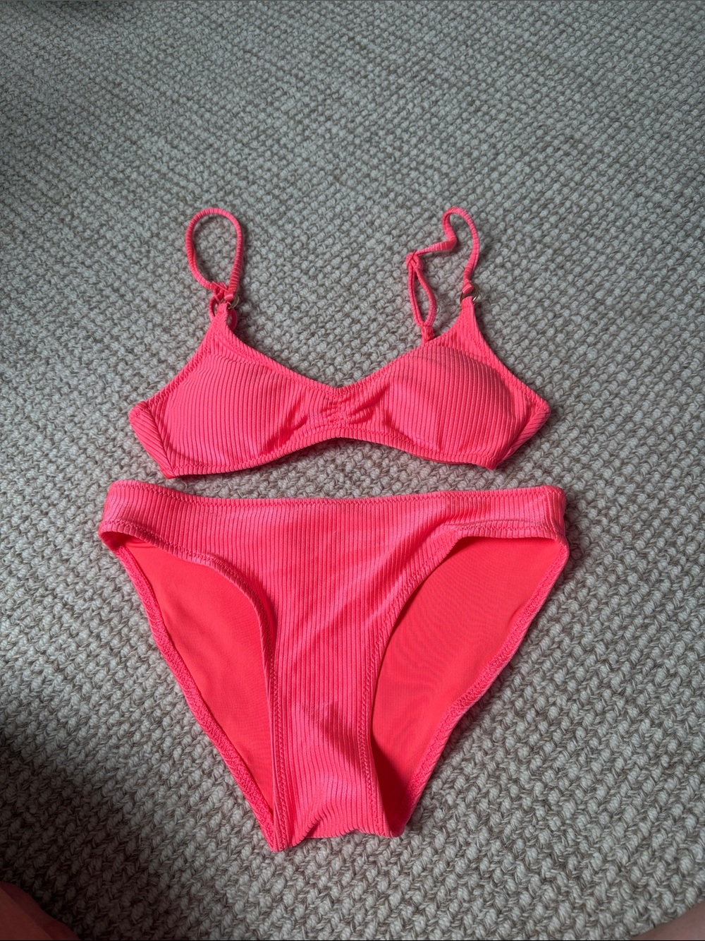 Women’s Pink Ribbed Aerie Bikini Set - Classic Two-Piece Swimwear